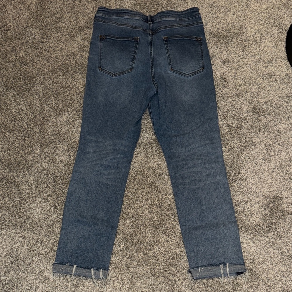 Anthropologie  Blue Ankle Jeans Size 32